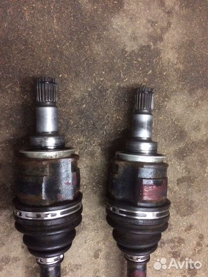 Привод задний правый левый Toyota Rav4 2017