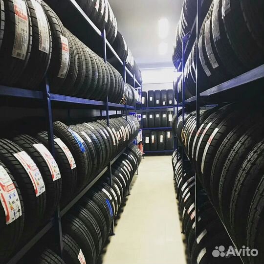 Nitto NT555 G2 275/35 R19