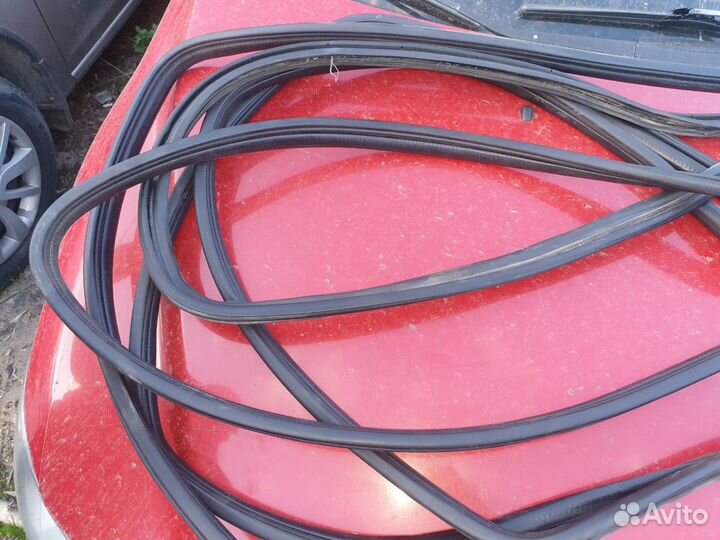 Уплотнители дверей Chery Very Чери Вери