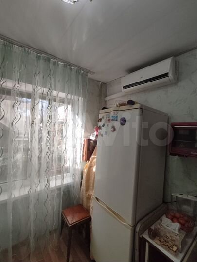 2-к. квартира, 48 м², 1/3 эт.