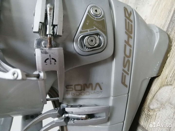 Горнолыжные ботинки Fischer