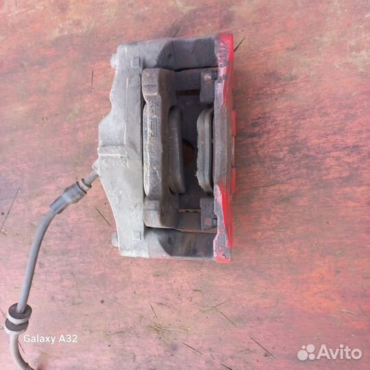 Суппорт Volvo xc90