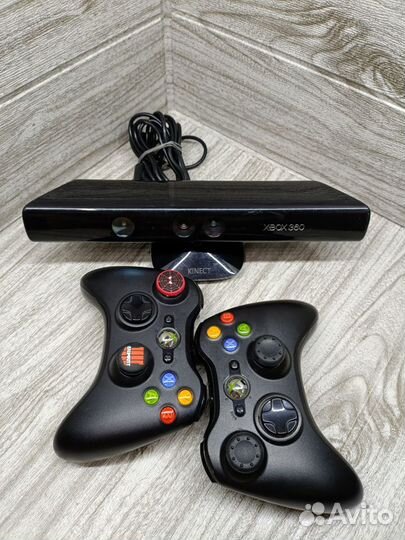 Xbox 360 Slim + Kinekt