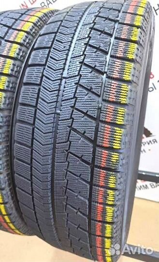 Bridgestone Blizzak VRX 215/45 R17 91N