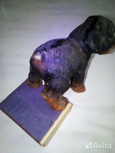 Винтажная фарфоровая статуэтка пёсик