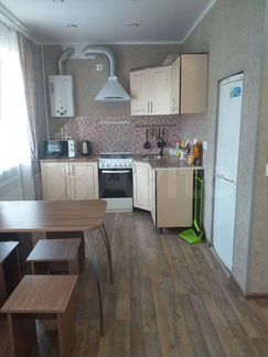 2-к. квартира, 56 м², 1/2 эт.