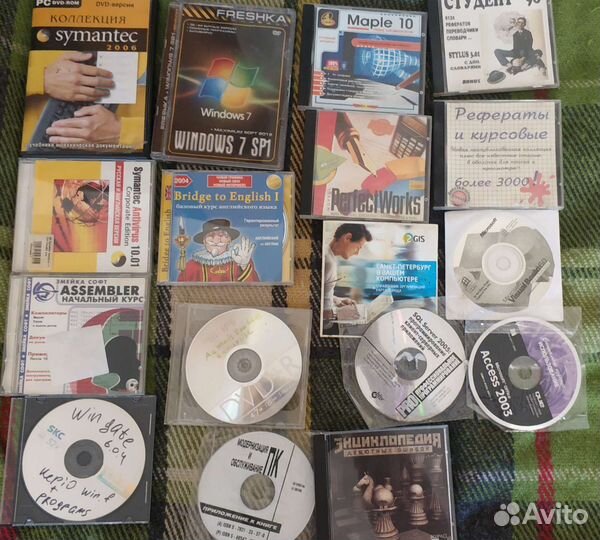 Диски с играми, музыкой, фильмами, программами