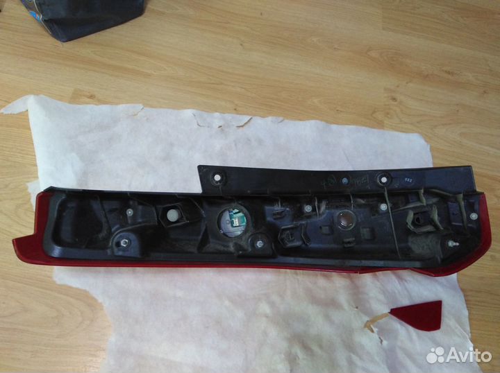 Фонарь задний правый Nissan x trail t 31