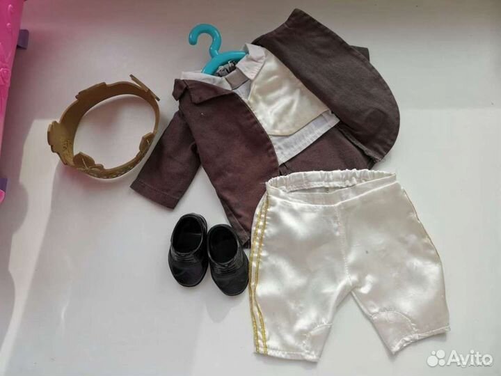 Кровать и одежда для мальчика baby born