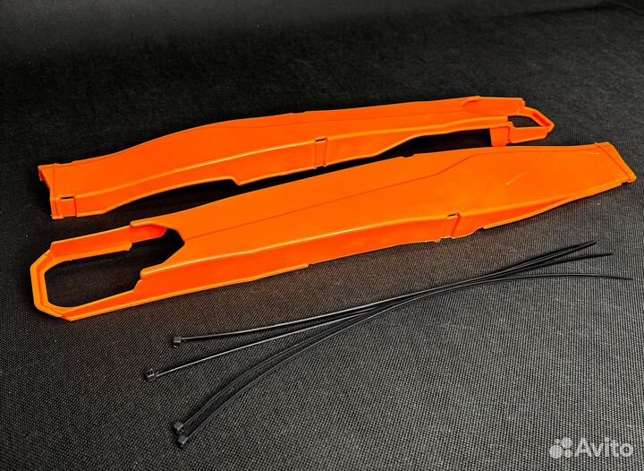 Пластиковая защита маятника на KTM/GR/Avantis/BRZ