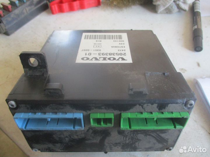 Блок управления vecu Volvo 20538393