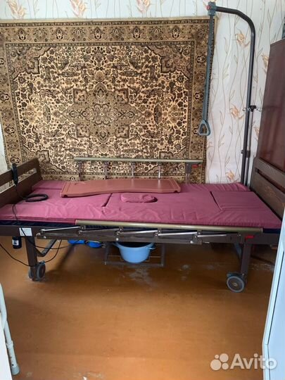 Домашняя кровать для лежачих больных