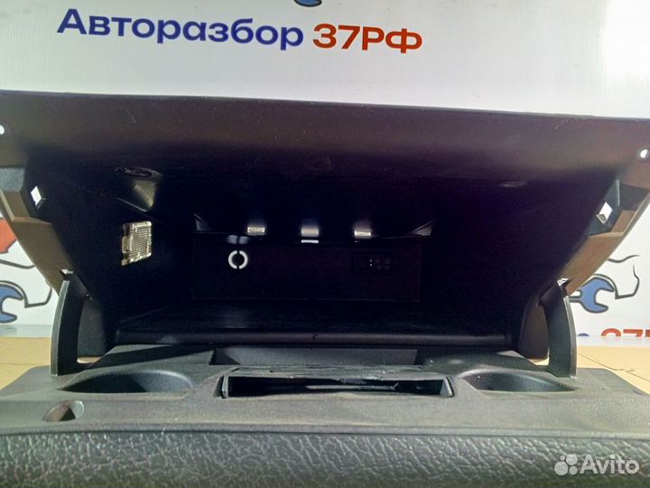 Бардачок Opel Vectra