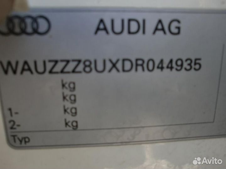 В разборе Audi Q3 (8U) 2013г. 