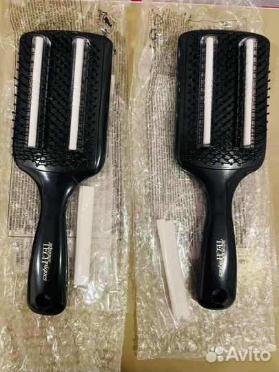 Зеркало настольное, складное и женские штучки