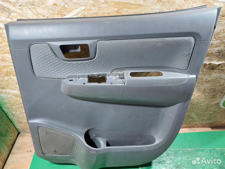 Обшивка двери задняя R G7 toyota Hilux (2005-2015)