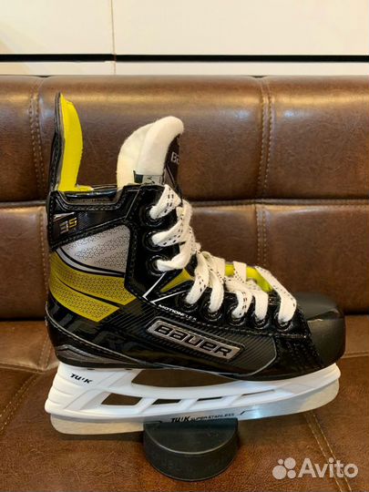 Коньки хоккейные Bauer Supreme 3S YTH