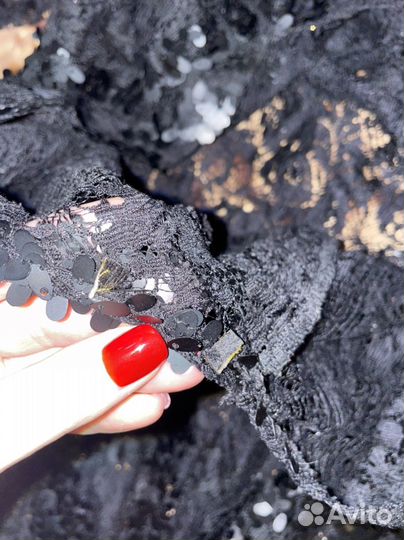 Платье пайетки Zara с открытой спинкой