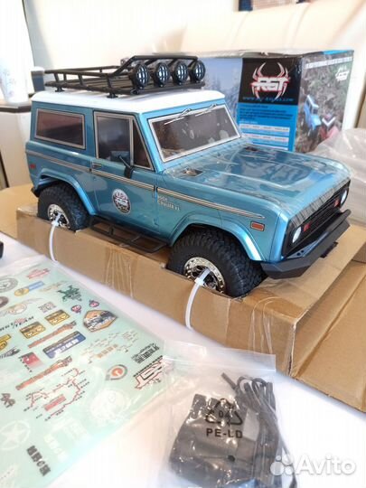 Радиоуправляемая модель для трофи RGT 1/10 v3