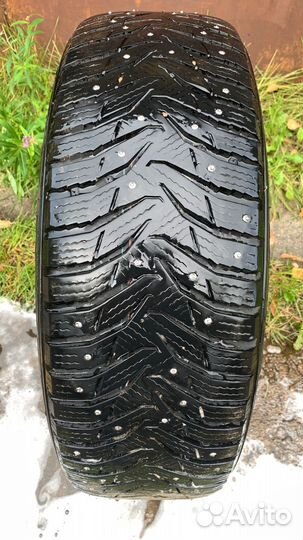 Комплект зимних колес 215/70 R16