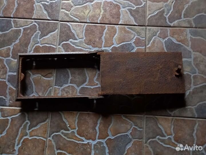 Дверка печная, чугунная