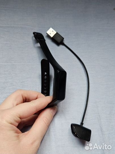 Фитнес браслет Samsung Galaxy Fit E