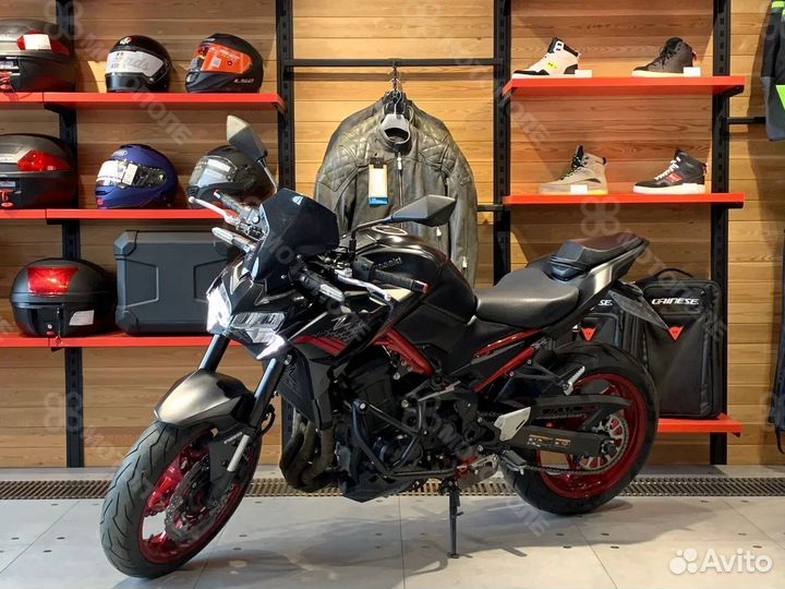 Мотоцикл Kawasaki Z 900 2021