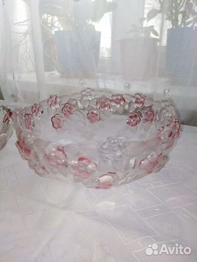 Набор красивой посуды