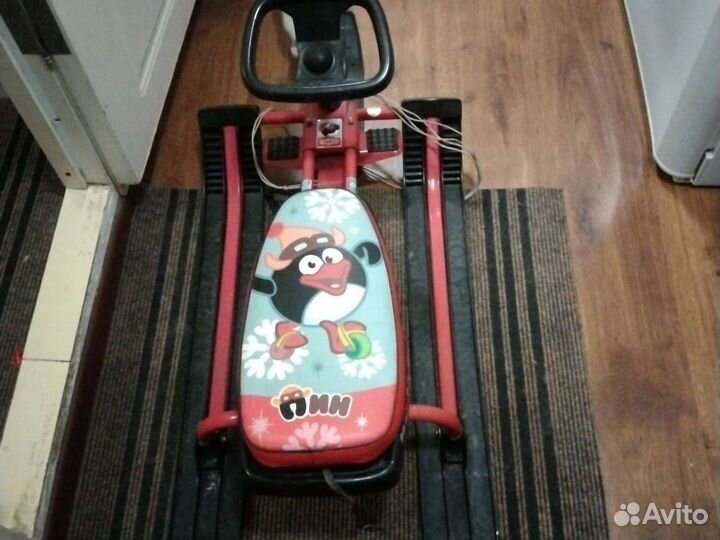 Детские санки с рулем