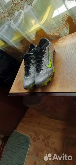 Футбольные бутсы nike air zoom