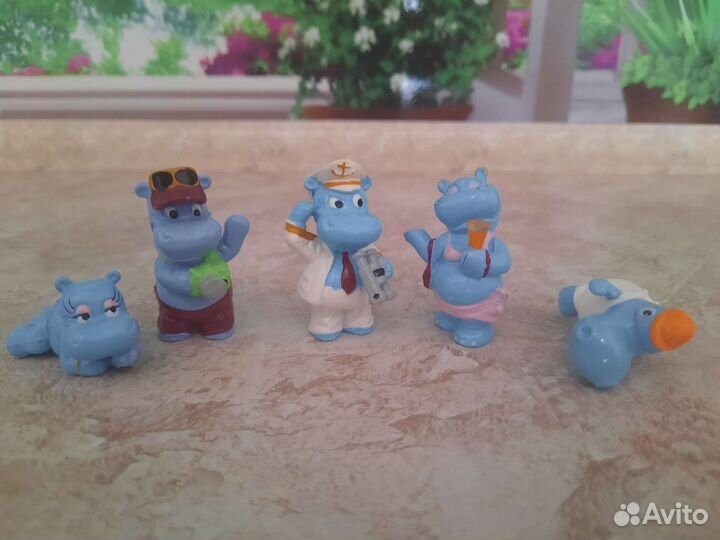 Старые игрушки из киндера