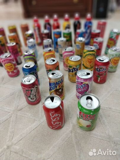 Коллекция банок газировок, энергетиков и т.д