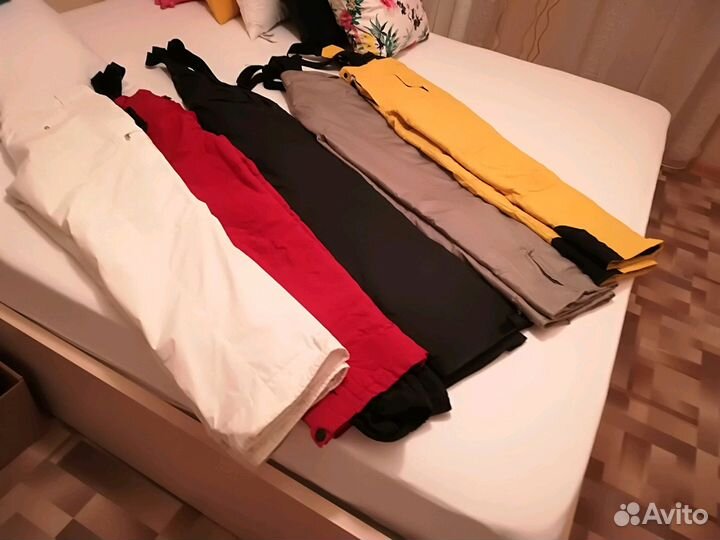 Продам женские комбинезоны