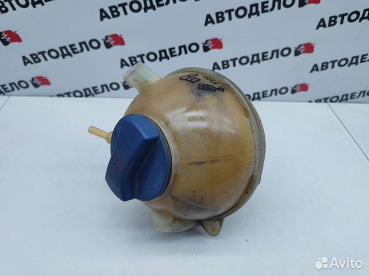 Бачок расширительный Volkswagen Golf MK4 1999 г.в