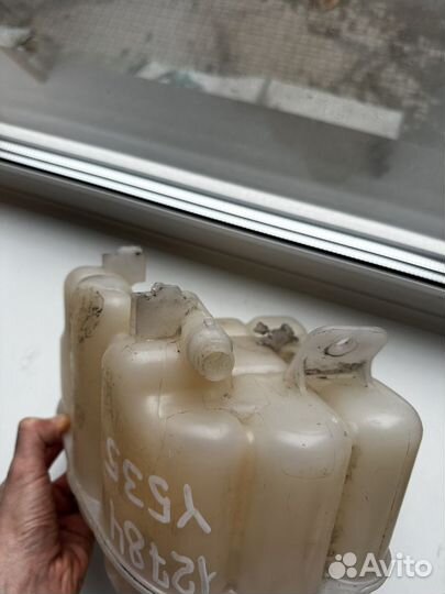 Бачок охлаждающей жидкости touareg