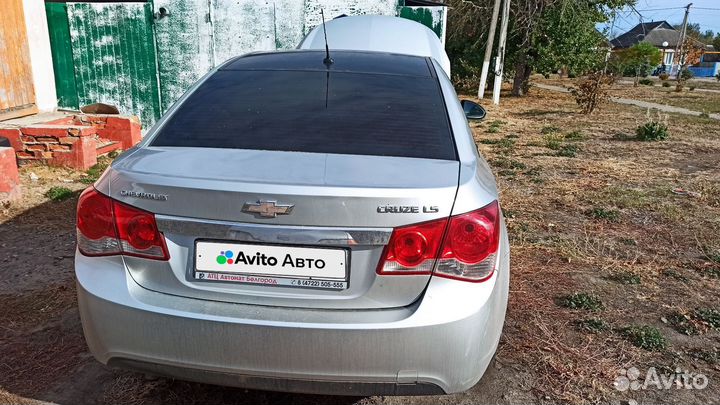 Chevrolet Cruze 1.8 AT, 2011, 220 485 км