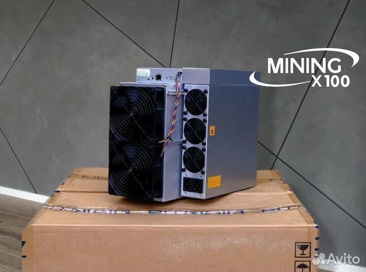 Antminer S21 200th (новый)