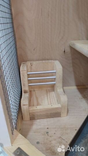 Б/У Угловая клетка витрина для шиншил, белки, дегу