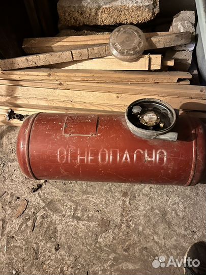 Газовый баллон для автомобиля