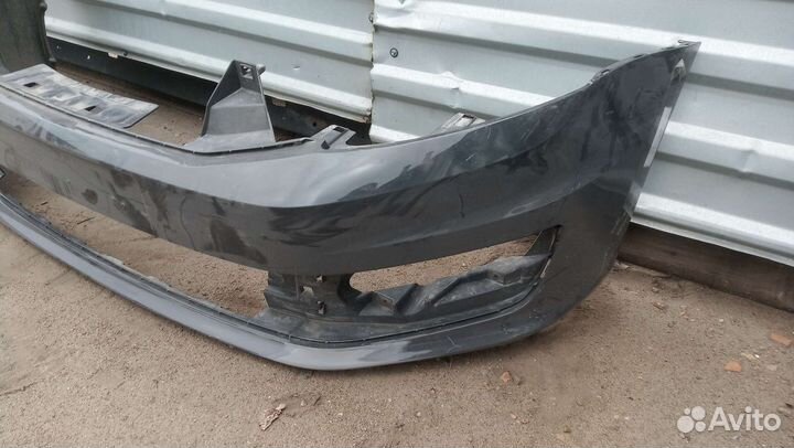 Бампер передний Volkswagen Polo