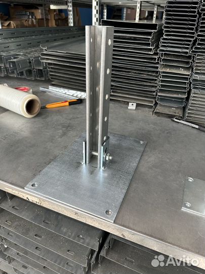 Опора для траверсы и страт профиля