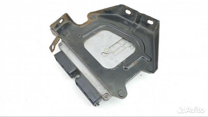 Блок управления двигателем Mitsubishi Colt Z21A