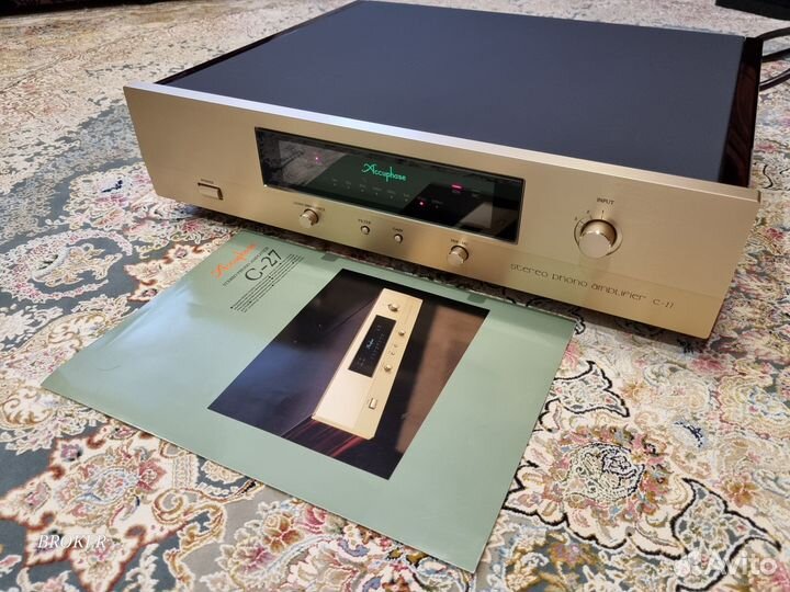 Stereo phono amplifier Accuphase C-27