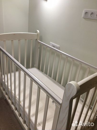 Детская кроватка «Елисей» С-717 с маятником