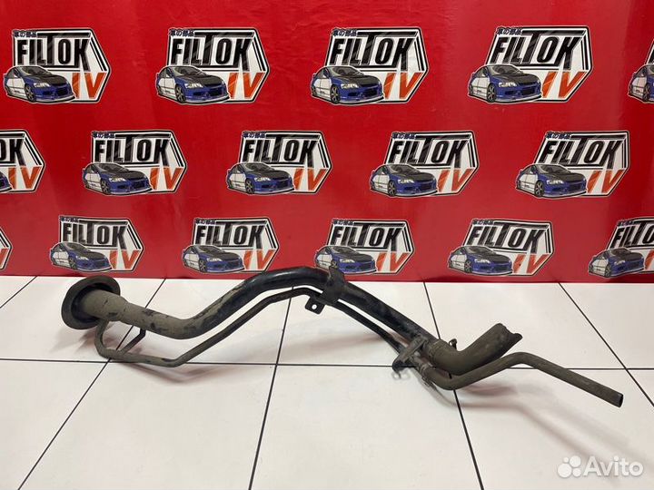 Заливная горловина топливного бака Mitsubishi