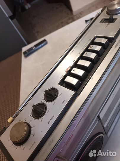 Стереомагнитофон sony