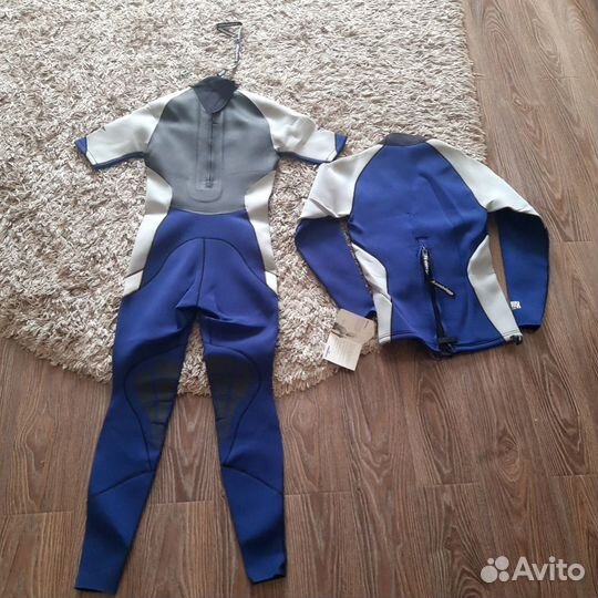 Гидрокостюм женский новый