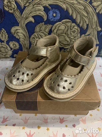 Туфли для девочки