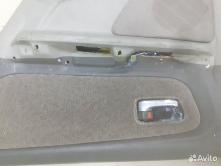 Дверь задняя правая Toyota Cresta 100