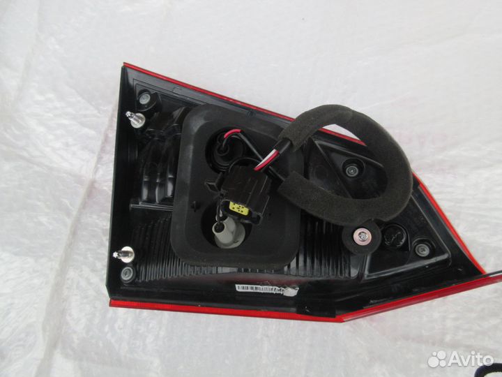 Фонари крышки багажника haval H6 4133300xkz36a